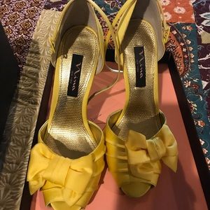 Nina Canary Heels